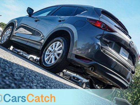 Used 2019 MAZDA CX-5 Touring image 5