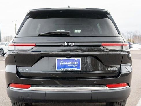 Used 2023 Jeep Grand Cherokee Laredo w/ Luxury Tech Group I image 7