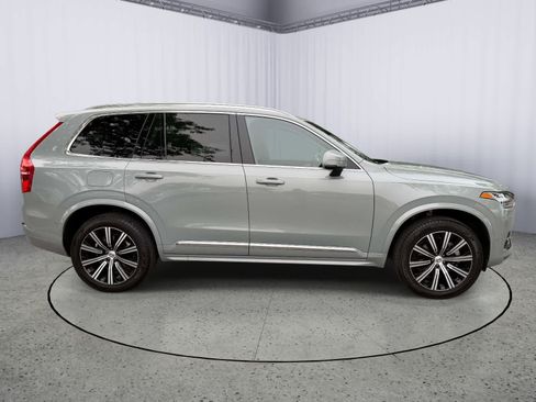 Used 2025 Volvo XC90 B6 Plus AWD/4WD image 2