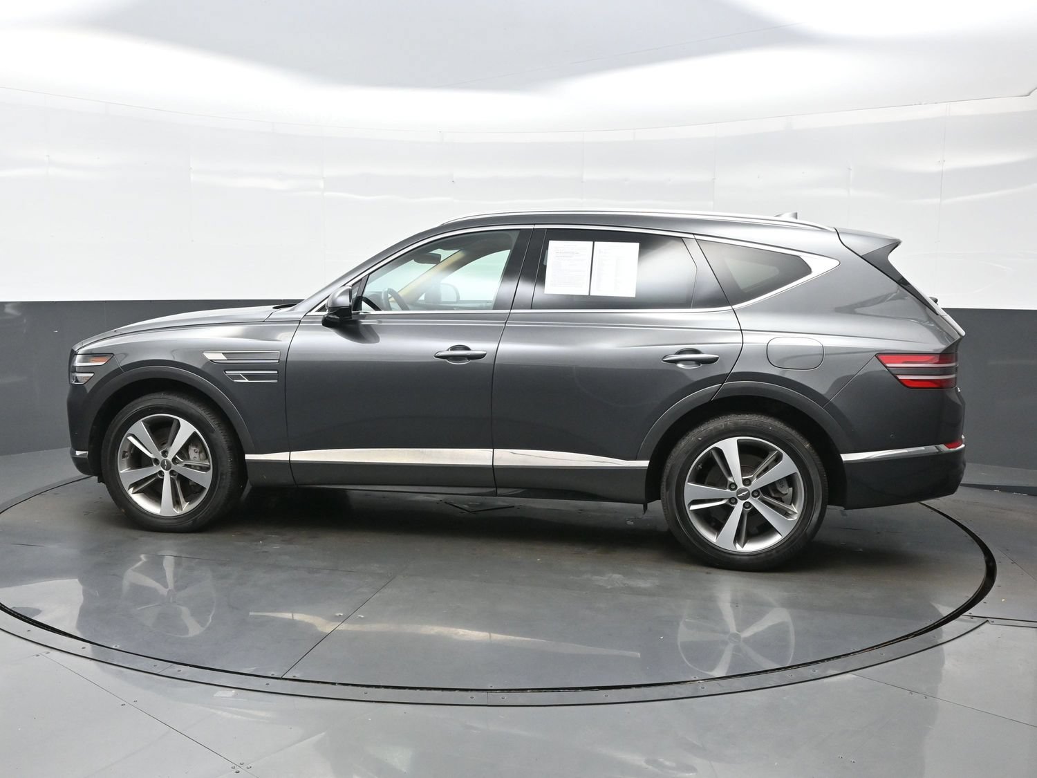 Used 2023 Genesis GV80 3.5T Advanced + AWD/4WD image 3