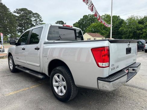 Used 2013 Nissan Titan SV AWD/4WD image 5