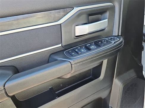 Used 2024 RAM 2500 Big Horn w/ Sport Appearance Package image 29