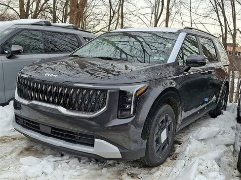 New 2026 Kia Carnival EX image 3