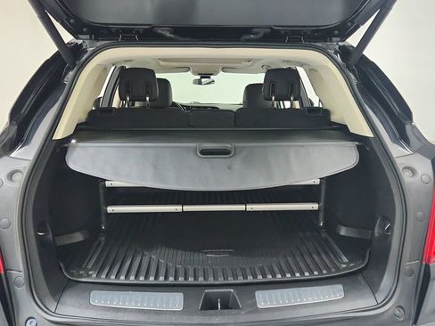 Used 2019 Cadillac XT5 Luxury AWD/4WD image 25
