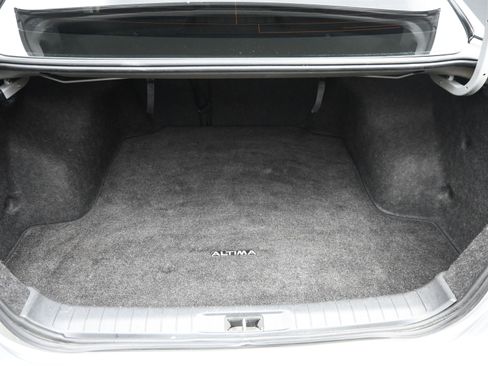 Used 2017 Nissan Altima 2.5 SV image 18