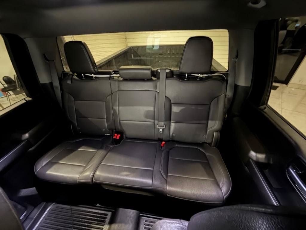 Used 2023 GMC Sierra 3500 Pro w/ Gooseneck/5TH Wheel Package AWD/4WD image 16