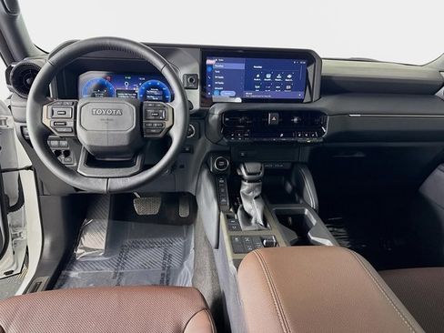 Used 2025 Toyota Land Cruiser 1958 image 23