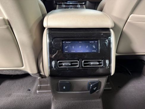 Used 2022 Lincoln Aviator Reserve w/ Equipment Group 201A image 29