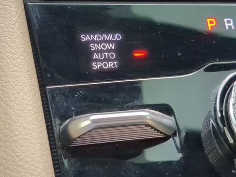 Used 2024 Jeep Grand Cherokee L Limited image 56