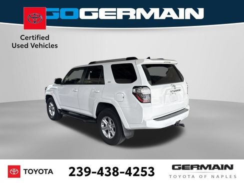 Used 2024 Toyota 4Runner SR5 Premium w/ Moonroof Package RWD image 5
