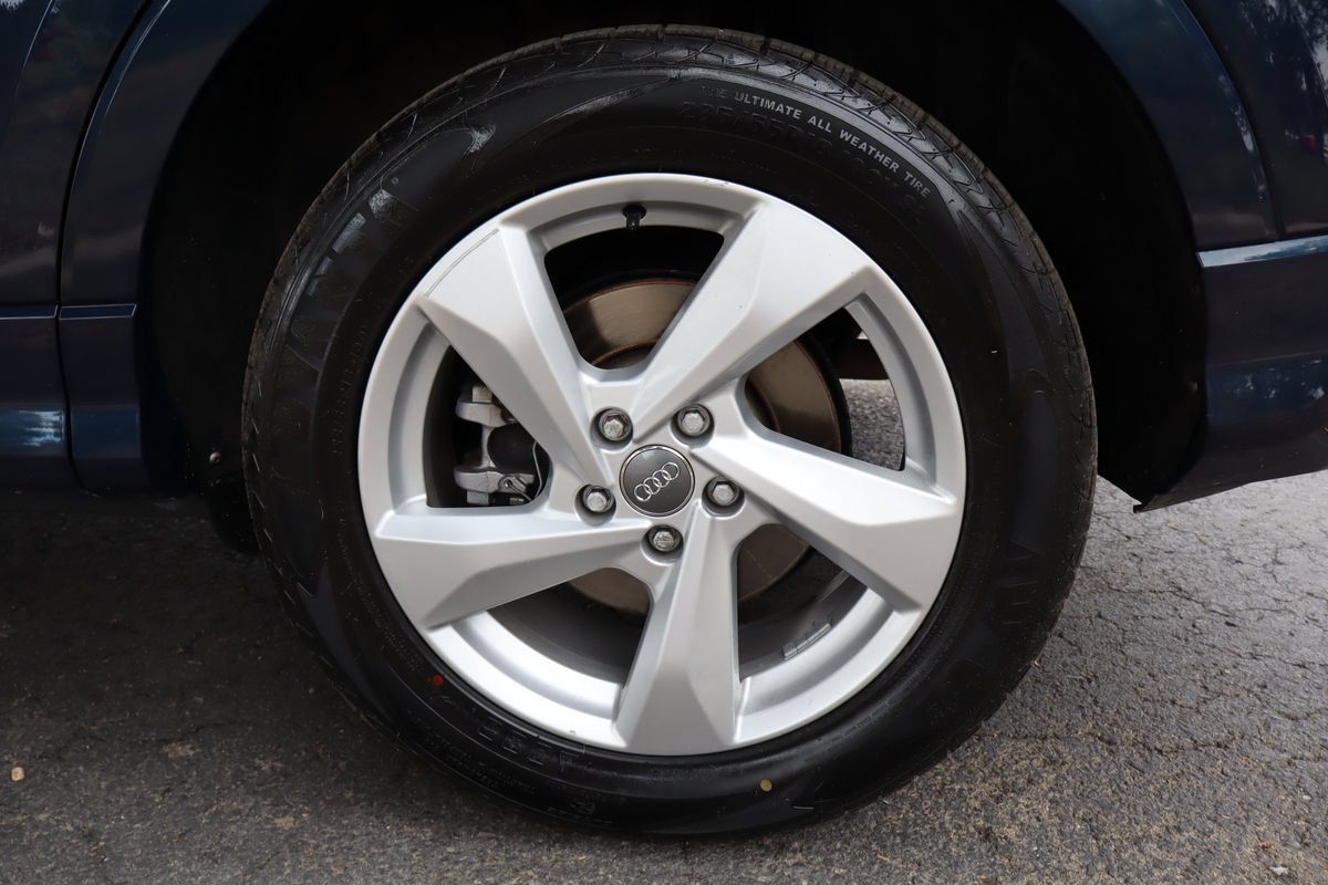 Used 2019 Audi Q3 2.0T Premium AWD/4WD image 43