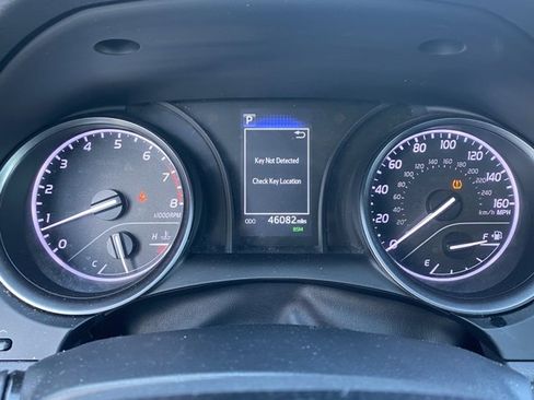 Used 2023 Toyota Camry SE image 20