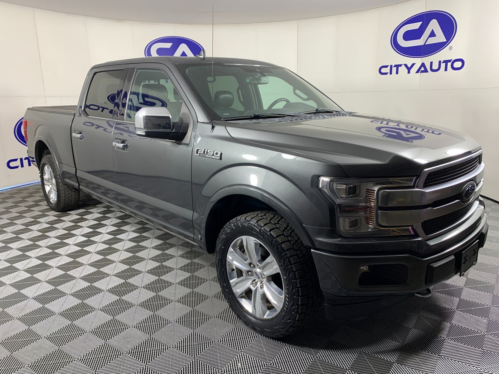 Used 2019 Ford F150 Platinum w/ Equipment Group 701A Luxury AWD/4WD image 1