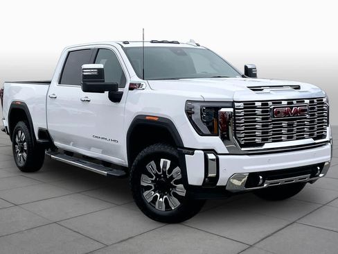 New 2026 GMC Sierra 2500 Denali w/ Denali Reserve Package AWD/4WD image 2