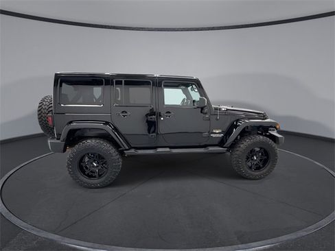 Used 2015 Jeep Wrangler Unlimited Sahara w/ Dual Top Group image 9