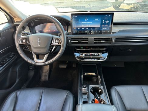 Certified 2023 Lincoln Corsair FWD w/ Equipment Group 101A image 27