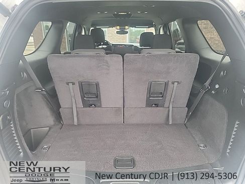 Used 2025 Dodge Durango GT AWD/4WD image 22