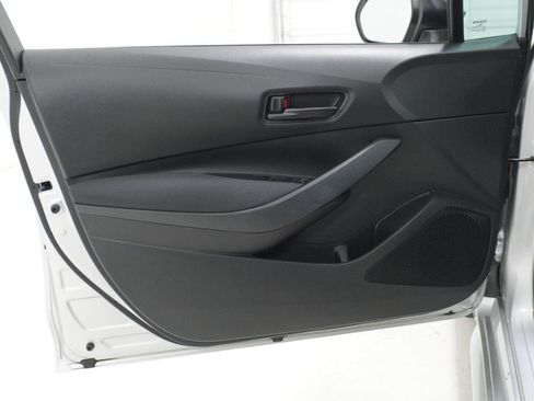 Used 2023 Toyota Corolla LE FWD image 19