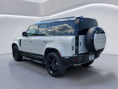 New 2026 Land Rover Defender 110 X-Dynamic SE