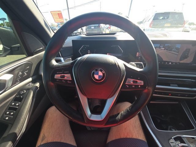 Used 2024 BMW X5 sDrive40i w/ Premium Package RWD image 19