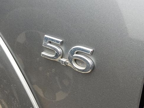 Used 2017 INFINITI QX80 2WD w/ Driver Assistance Package image 19