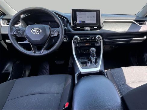 Used 2024 Toyota RAV4 XLE FWD image 16
