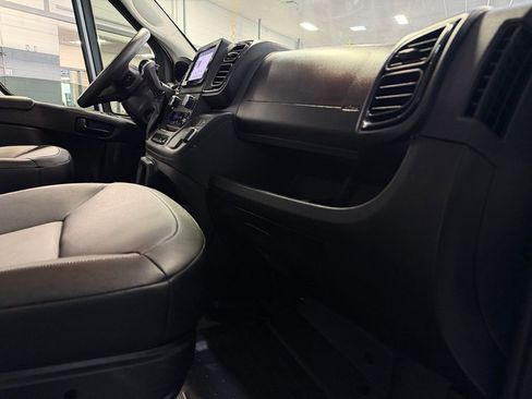 Used 2026 RAM ProMaster 2500 w/ Convenience Group FWD image 28