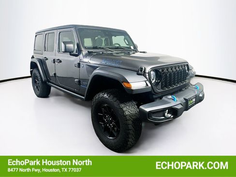 Used 2024 Jeep Wrangler Unlimited AWD/4WD image 1