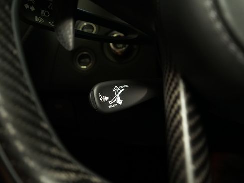 Used 2020 McLaren GT RWD image 28