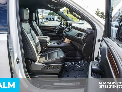 Used 2022 Chevrolet Suburban High Country image 24