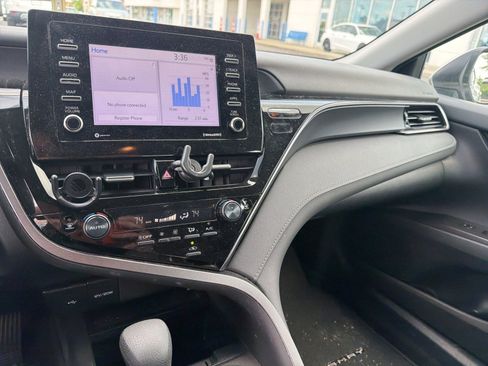 Used 2023 Toyota Camry LE FWD image 4