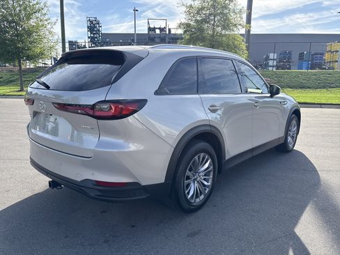 Used 2025 MAZDA CX-90 3.3 Turbo w/ Preferred Package AWD/4WD image 9