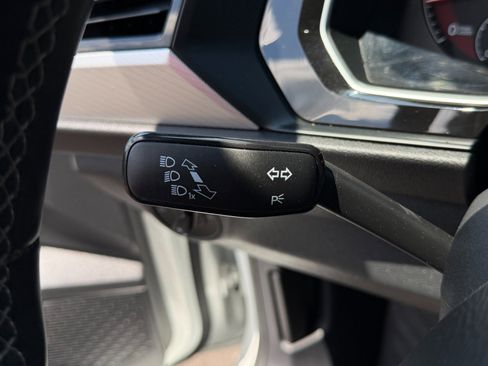 Used 2019 Volkswagen Jetta R-Line FWD image 15