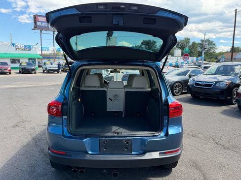 Used 2017 Volkswagen Tiguan S AWD/4WD image 11