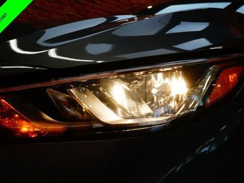 Certified 2023 Nissan Sentra S FWD image 61