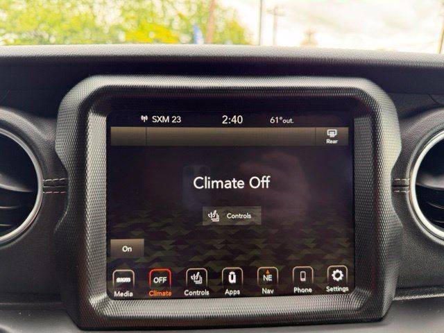 Used 2023 Jeep Wrangler Unlimited Sahara w/ Cold Weather Group AWD/4WD image 38