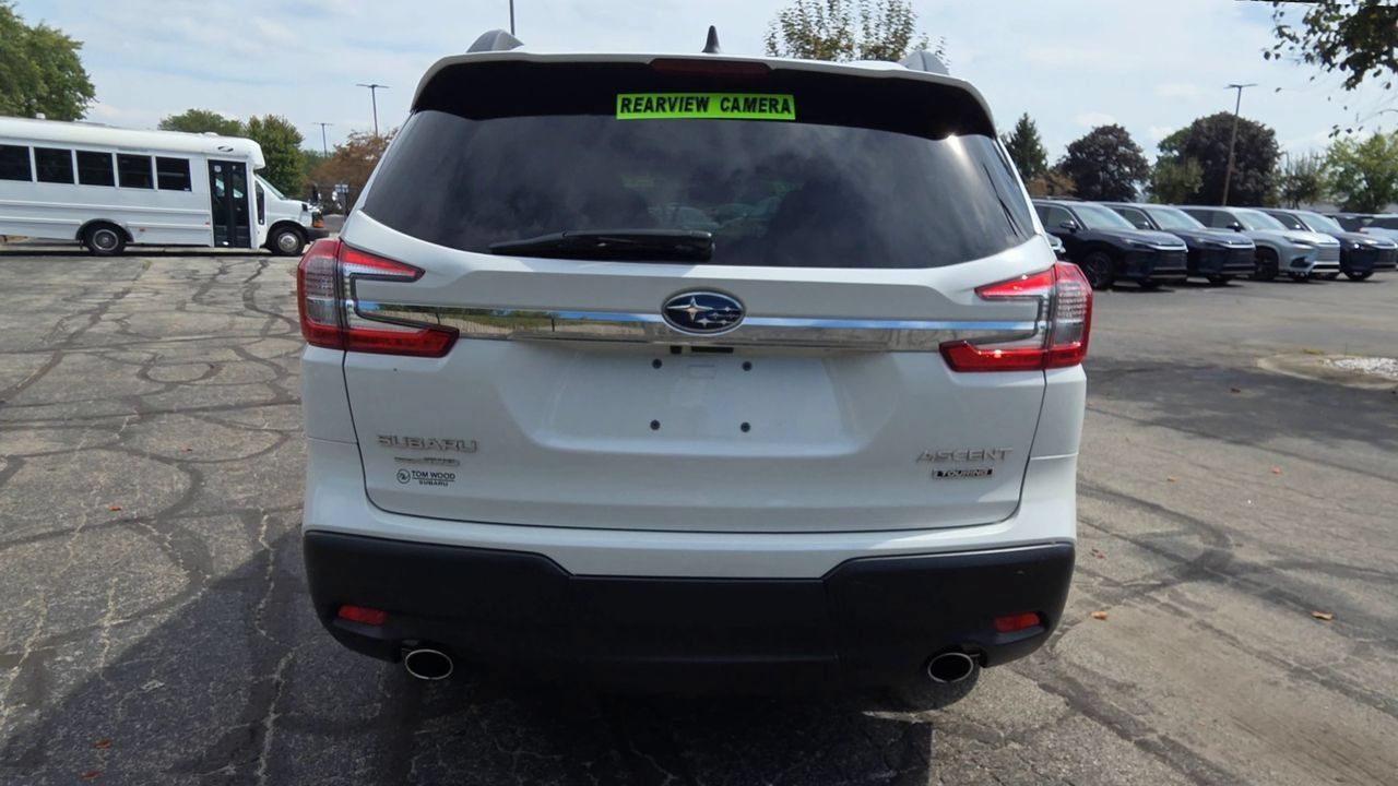 Used 2025 Subaru Ascent Touring AWD/4WD image 7