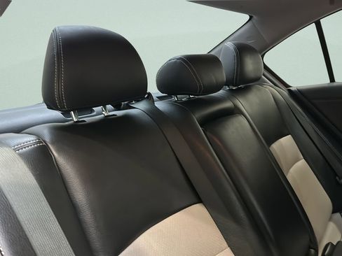 Used 2015 Honda Accord Sport image 16