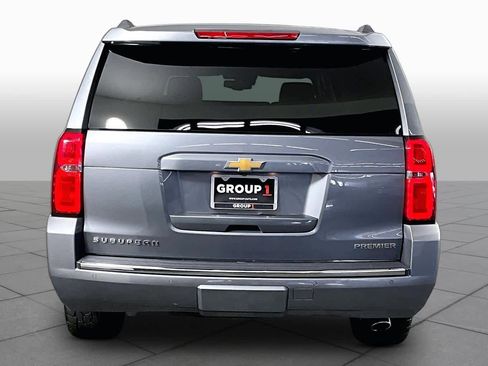 Used 2020 Chevrolet Suburban Premier w/ Premier Plus Edition AWD/4WD image 5
