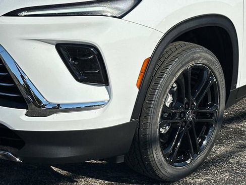 New 2026 Buick Enclave Preferred w/ Power Package image 7