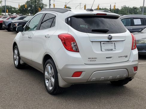 Used 2015 Buick Encore Convenience AWD/4WD image 2