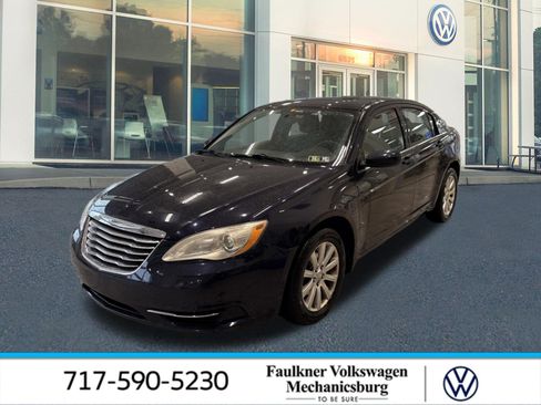 Used 2011 Chrysler 200 Touring w/ Cold Weather Group image 1