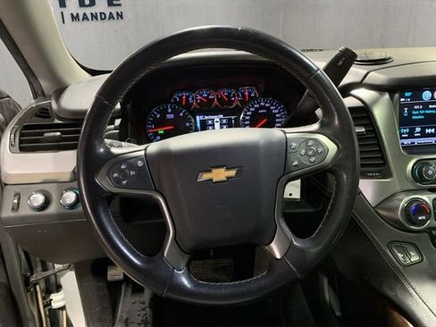 Used 2020 Chevrolet Suburban LT AWD/4WD image 20