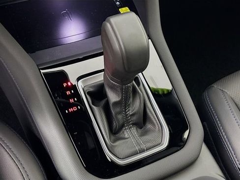 New 2025 Subaru Forester Limited image 17