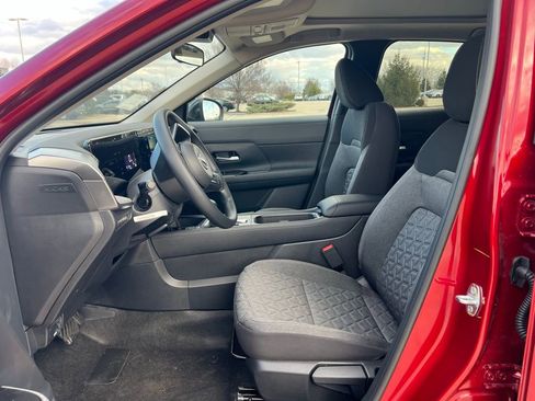 New 2026 Nissan Kicks SV image 12