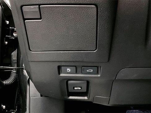 Used 2025 Lexus ES 300h w/ Premium Package image 34