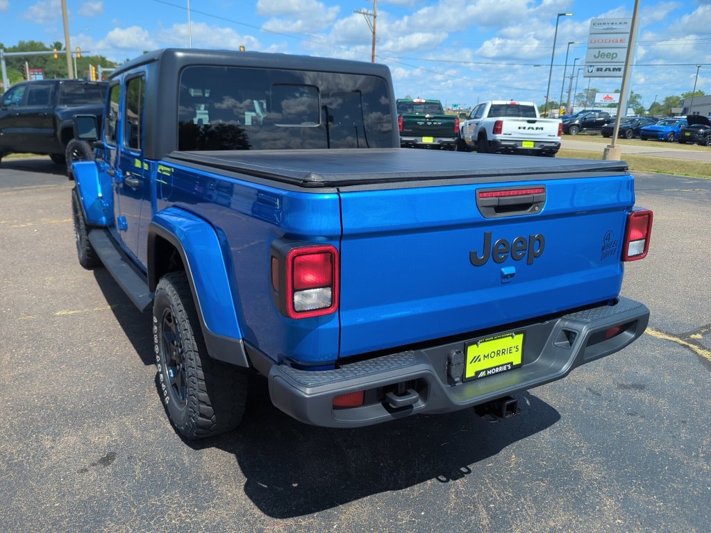 Used 2021 Jeep Gladiator Sport AWD/4WD image 4
