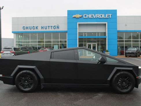 Used 2024 Tesla Cybertruck Cyberbeast AWD/4WD image 1