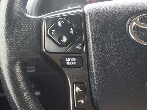 Used 2023 Toyota 4Runner TRD Off-Road Premium AWD/4WD image 11