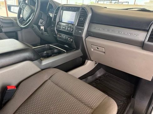 Used 2020 Ford F250 XLT w/ XLT Premium Package AWD/4WD image 12